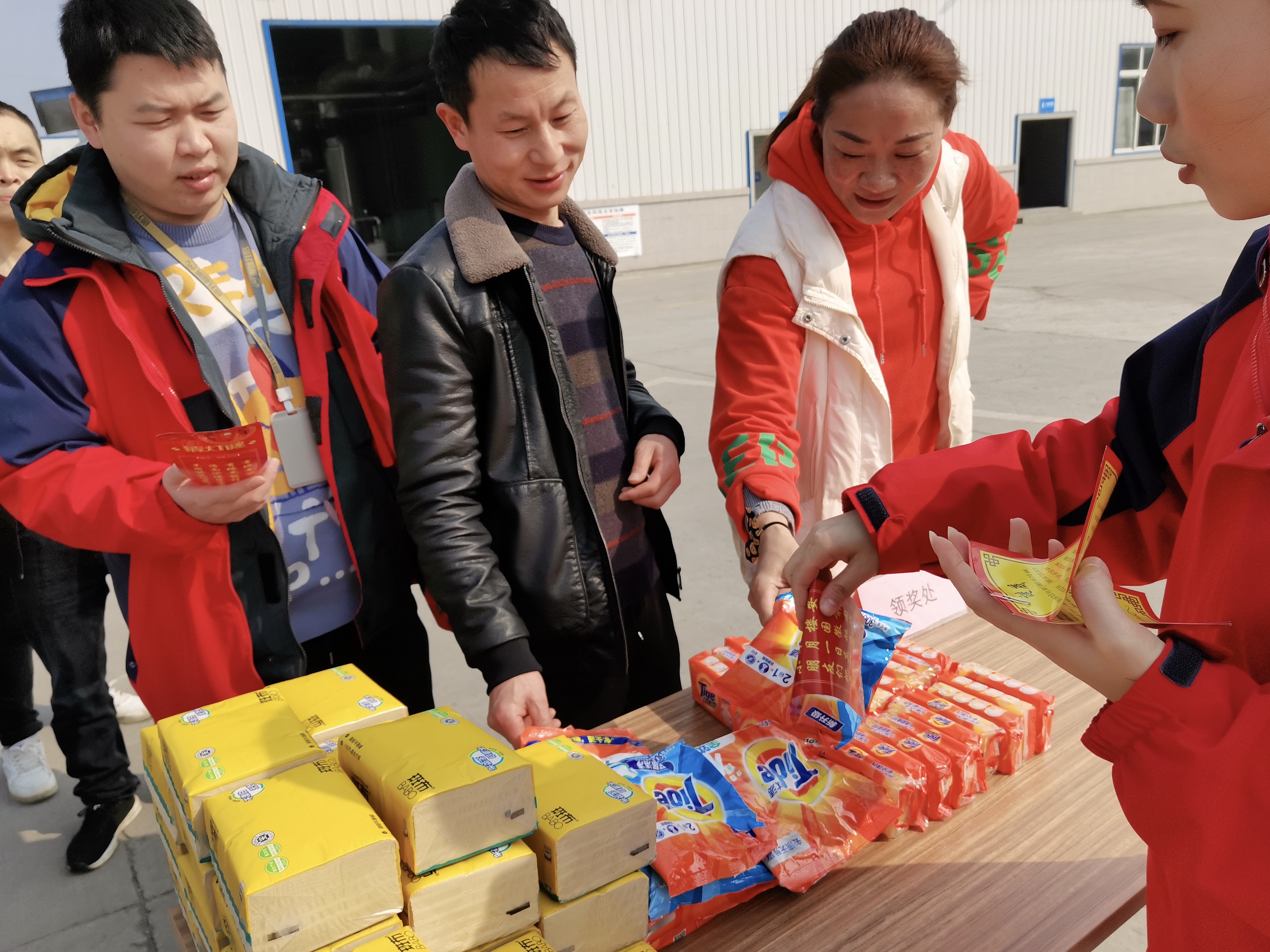 猜字谜闹元宵，文化传承庆佳节